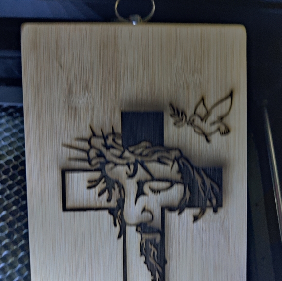 Jesus and Dove cutting board - Picture 5 of 6